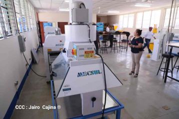 Desborde de Amor en  homenaje a los héroes y mártires de Los Sabogales