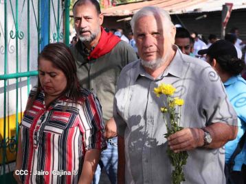 Desborde de Amor en  homenaje a los héroes y mártires de Los Sabogales