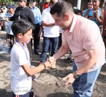 Desborde de Amor en  homenaje a los héroes y mártires de Los Sabogales