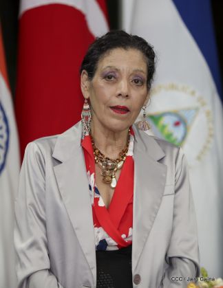  Cinco nuevos embajadores concurrentes presentan cartas credenciales