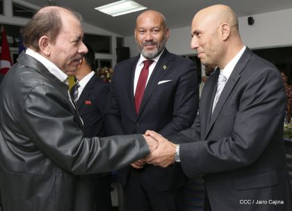  Cinco nuevos embajadores concurrentes presentan cartas credenciales