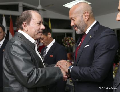  Cinco nuevos embajadores concurrentes presentan cartas credenciales