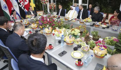  Cinco nuevos embajadores concurrentes presentan cartas credenciales