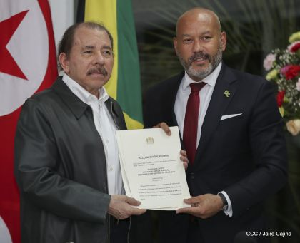  Cinco nuevos embajadores concurrentes presentan cartas credenciales