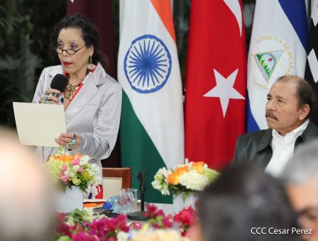  Cinco nuevos embajadores concurrentes presentan cartas credenciales