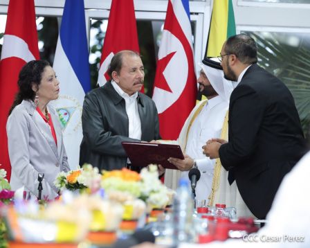  Cinco nuevos embajadores concurrentes presentan cartas credenciales