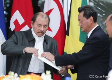  Cinco nuevos embajadores concurrentes presentan cartas credenciales