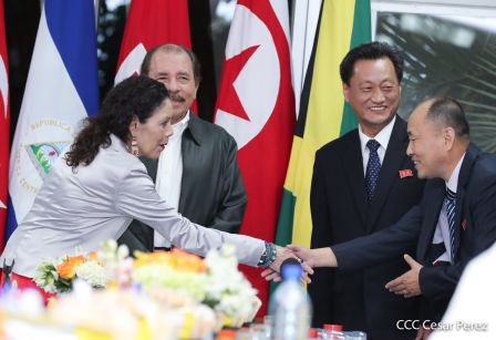  Cinco nuevos embajadores concurrentes presentan cartas credenciales