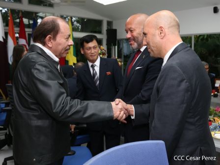  Cinco nuevos embajadores concurrentes presentan cartas credenciales