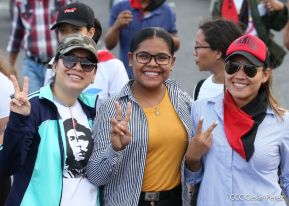  Caminata "¡Mujeres Valientes, Mujeres Victoriosas!"