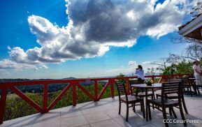 Inauguración del mirador y restaurante El Balcón en el volcán Masaya