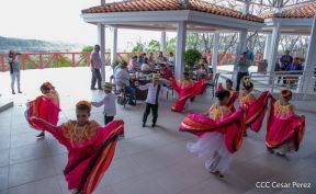 Inauguración del mirador y restaurante El Balcón en el volcán Masaya