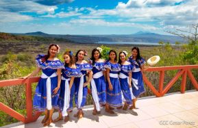 Inauguración del mirador y restaurante El Balcón en el volcán Masaya