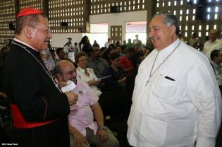 UNICA celebra aniversario natal del Cardenal Miguel Obando y Bravo