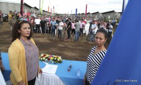 Familias recibieron las primeras 100 casas del programa Bismarck Martínez