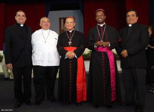 UNICA celebra aniversario natal del Cardenal Miguel Obando y Bravo