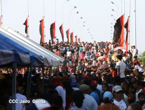 Inauguran puente "El Paso de Panaloya"