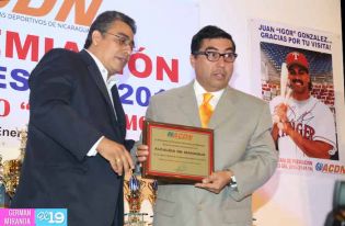 Brillan las Estrellas del Deporte en Managua