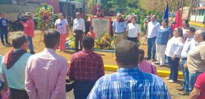 Rinden homenaje a los héroes y mártires de Veracruz