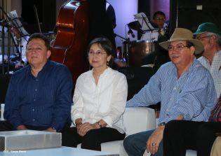 Show sinfónico ecuestre en la FERPRE 2014