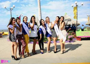 Candidatas Carnaval Alegría por la Vida visitan Puerto Salvador Allende