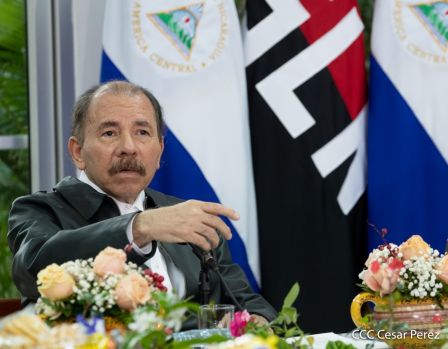 Fuerza Aérea: ¡Honor y Gloria de esta Nicaragua, Bendita y Siempre Libre !