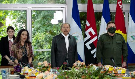 Fuerza Aérea: ¡Honor y Gloria de esta Nicaragua, Bendita y Siempre Libre !