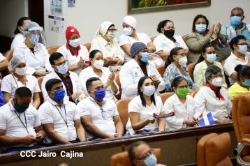 Medalla de Honor a Trabajadores de la Salud de Nicaragua, Guerros de Luz y Amor