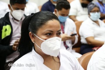 Medalla de Honor a Trabajadores de la Salud de Nicaragua, Guerros de Luz y Amor