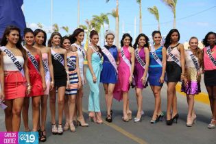 Candidatas a Miss Teen Universe visitan Puerto Salvador Allende