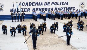 Policía Nacional saluda 41 aniversario de su constitución