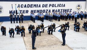 Policía Nacional saluda 41 aniversario de su constitución