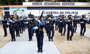 Policía Nacional saluda 41 aniversario de su constitución