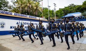 Policía Nacional saluda 41 aniversario de su constitución