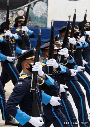 Policía Nacional saluda 41 aniversario de su constitución