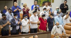 Reconocimiento al héroe de la solidaridad Brian Wilson