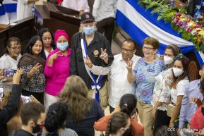 Reconocimiento al héroe de la solidaridad Brian Wilson