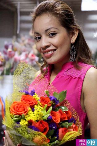 Románticos nicaragüenses celebran Día de San Valentín