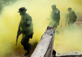 DOEP de la Policía Nacional realiza ejercicios demostrativos