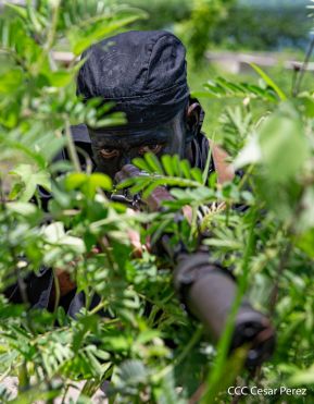 DOEP de la Policía Nacional realiza ejercicios demostrativos