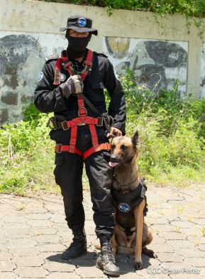 DOEP de la Policía Nacional realiza ejercicios demostrativos