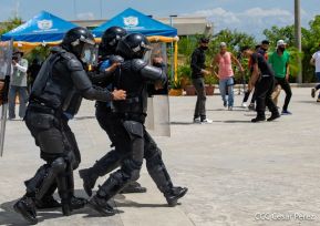DOEP de la Policía Nacional realiza ejercicios demostrativos