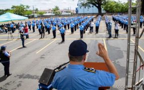 Ascenso en grados a miembros de la Dirección de Seguridad y Protección de Personalidades