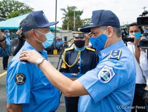 Ascenso en grados a miembros de la Dirección de Seguridad y Protección de Personalidades