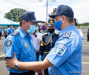Ascenso en grados a miembros de la Dirección de Seguridad y Protección de Personalidades