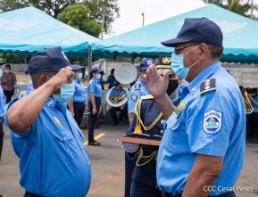 Ascenso en grados a miembros de la Dirección de Seguridad y Protección de Personalidades