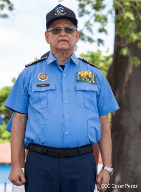 Ascenso en grados a miembros de la Dirección de Seguridad y Protección de Personalidades