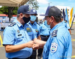 Ascenso en grados a miembros de la Dirección de Seguridad y Protección de Personalidades
