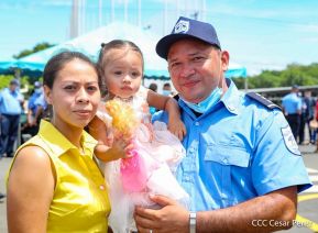 Ascenso en grados a miembros de la Dirección de Seguridad y Protección de Personalidades