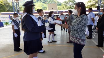 Desfiles escolares en homenaje a la Batalla de San Jacinto y al 199 aniversario de la Independencia de Centroamérica